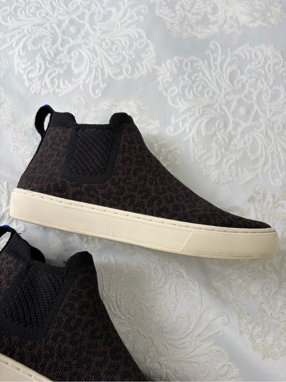 Rothy’s The Chelsea Ankle Boot Espresso Spot Leopard Print Slip On Size 7 - Picture 10 of 15